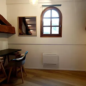 Apartamento Cadre Exceptionnel Niché Sous Les Toits Dans Le Quartier Historique, Albi